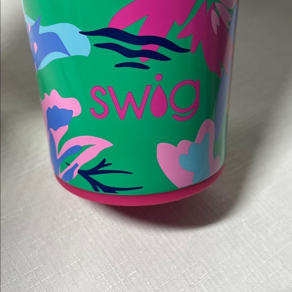 Swig Life Colorful Insulated Tumbler. New - Picture 3 of 7